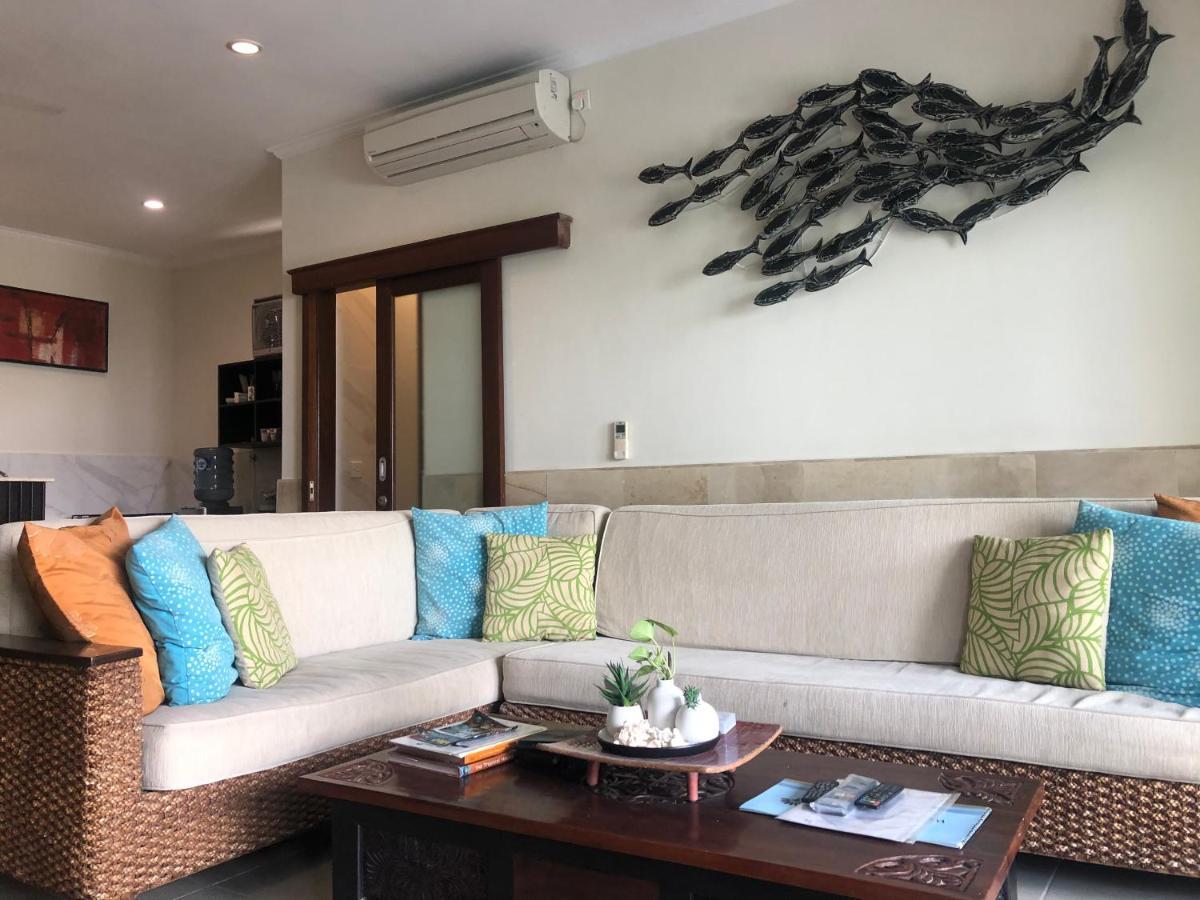 Villa Carissa Seminyak Centre, Bali By Le Ciel Hospitality Exterior photo