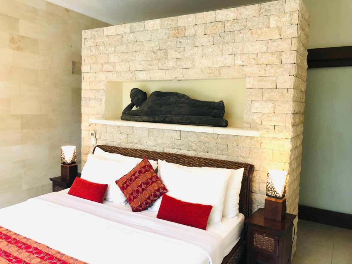 Villa Carissa Seminyak Centre, Bali By Le Ciel Hospitality Exterior photo